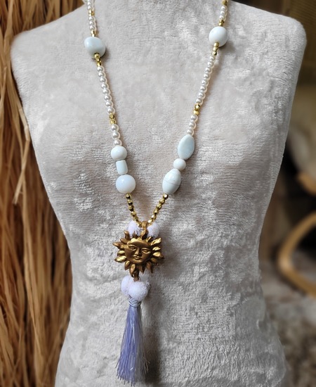 Soleil white necklace